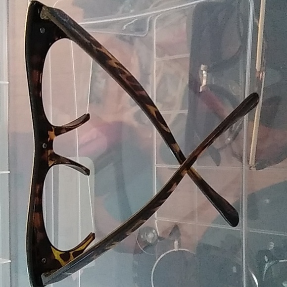 🤩Women's Tortoise Cateye Half Frame Glasses 😎 - Picture 4 of 4